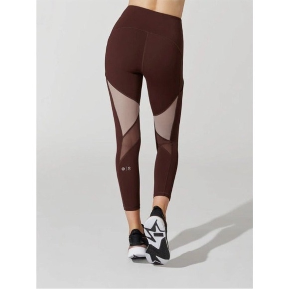 LULULEMON Barry’s Midnight Maroon Leggings - Picture 3 of 11